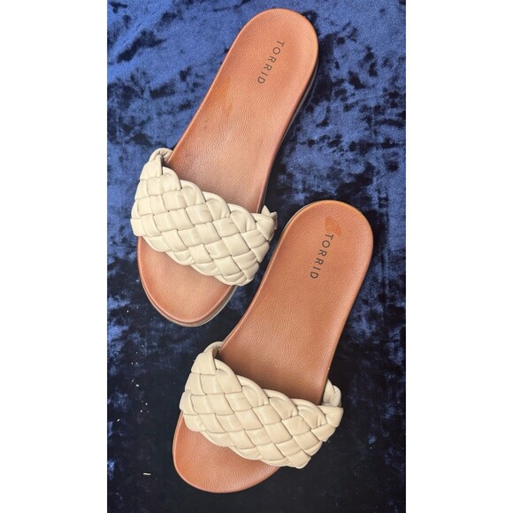 Shoes - Torrid White Braided Band Slide Sandal, Size 11
